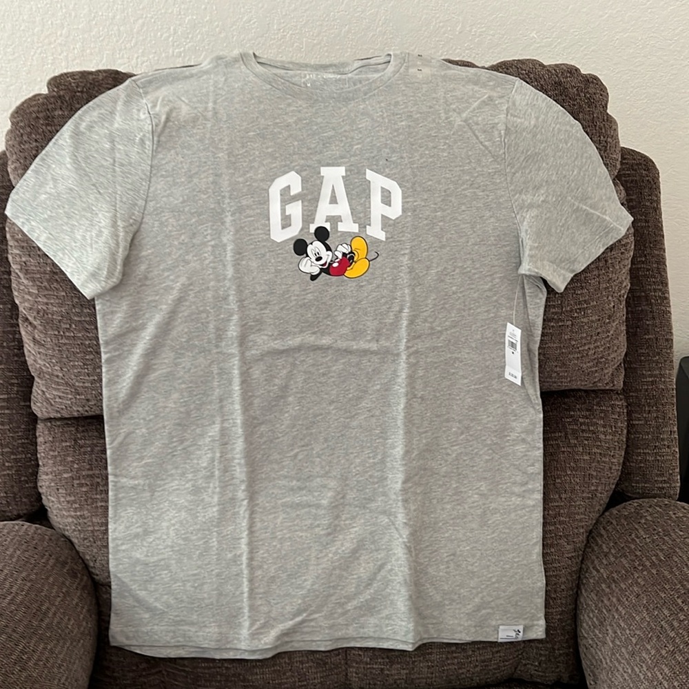 Gap Factory shirt, size M, gray, new with tags.